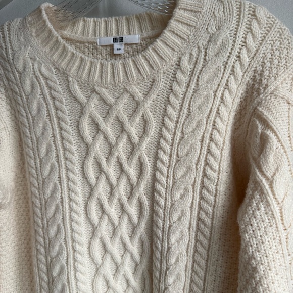 Uniqlo Cream Crew-Neck Long-Sleeved Mini Dress Cable Knit Sweater size S - Picture 3 of 6